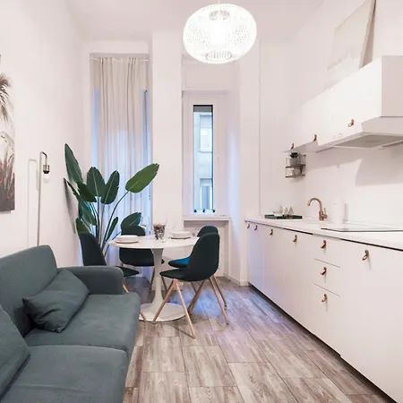 Wonderful Flat Repubblica Station *