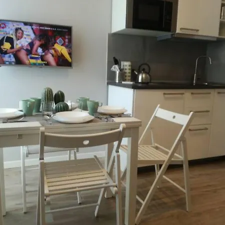 Mm3/repubblica A 5 Minuti Dal Duomo Apartamento