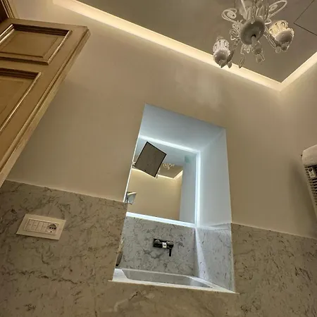 Domus Camillus Guest house