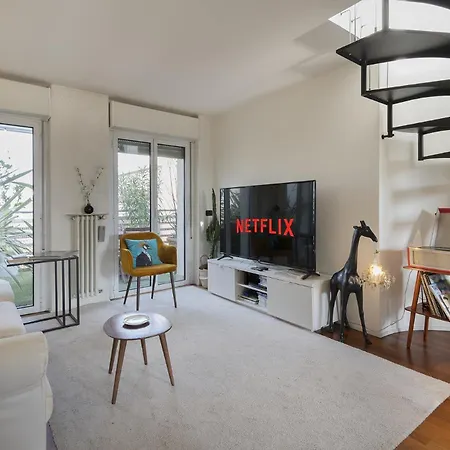Giresio 41 - Your Penthouse With Rooftop Garden In Navigli - Wifi Appartement Milaan