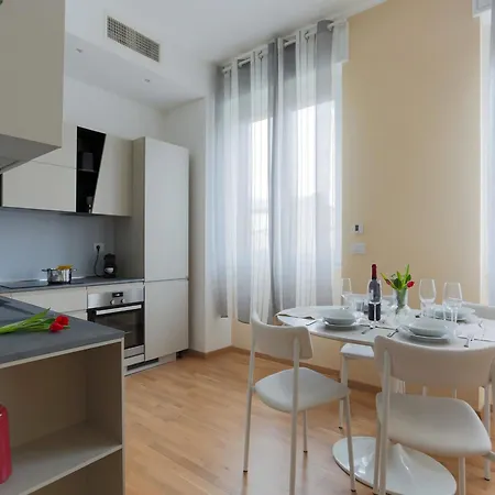 דירה The Best Rent - Bright One-bedroom In Corso Vittorio Emanuele Ii מילאנו