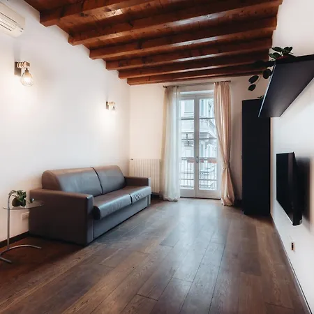 Charming Brera - Madonnina *