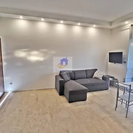 Toma Trilocale Moderno Per Max 6 Persone * Milaan