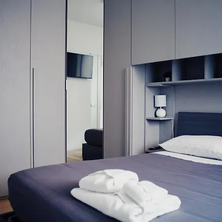 Gioire - Duomo 4 Metro Stops - Near Olympic Village Milaan