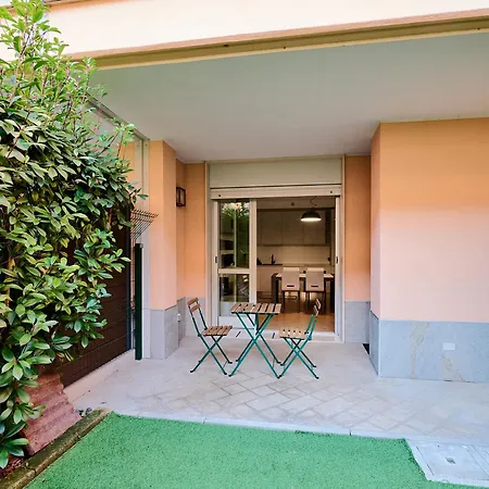 Xenia - Spacious And Bright New Flat With Garden