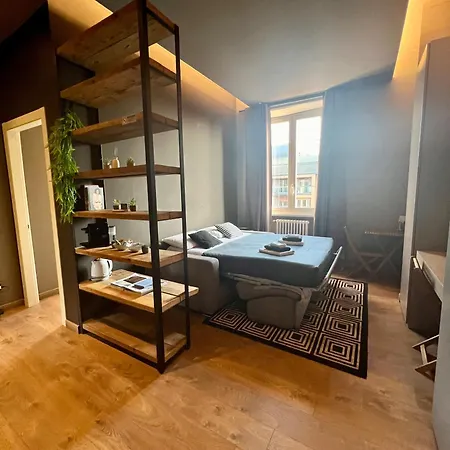 Apartman New Luxury Stunning Bilo In The Heart Of Moscova Milánó