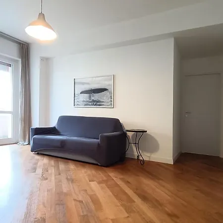 Lotus Senna * Mediolan