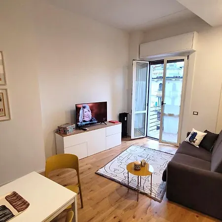 La Milanese Isola - Modern Flat Next To Metro Apartment Milan