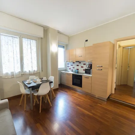 Casa Bullona Bilocale Tranquillo Ottima Posizione Apartamento Milão