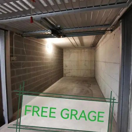 Flo House, Universita Bicocca *