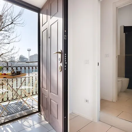 Nam House & Posto Auto Apartment