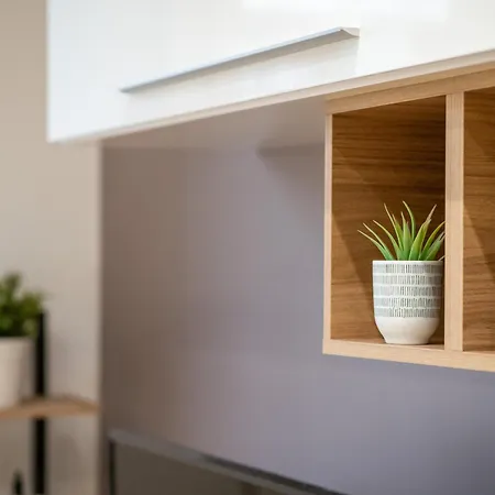 Apartamento 5 Guests - Modern With Balcony