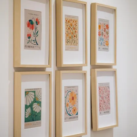 Apartamento 5 Guests - Modern With Balcony Milão