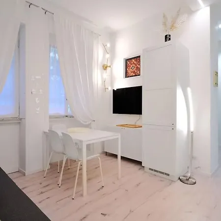 Lägenhet Suite-6 Centro-porta Romana