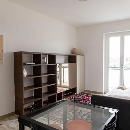 Panoramic Views, Location Apartment *