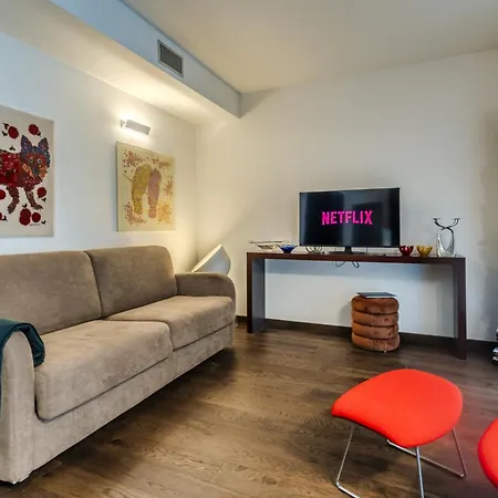 Luxury - Free Parking - Duomo-navigli Apartmán *