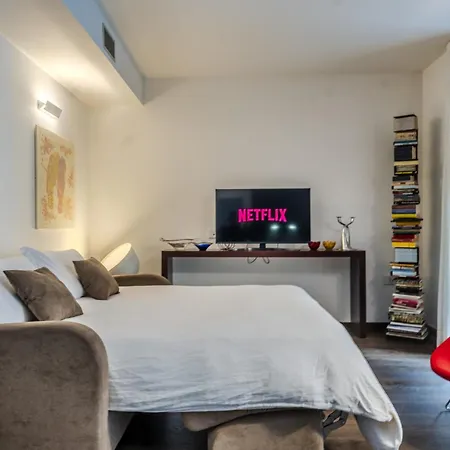 Luxury - Free Parking - Duomo-navigli Apartmán Milán