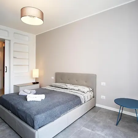 Apartment Nuovissimo In Centro Milan