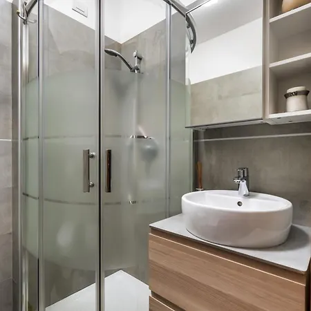 Andrea's Place Апартаменты Милан