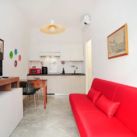 Marco Polo Apartment *