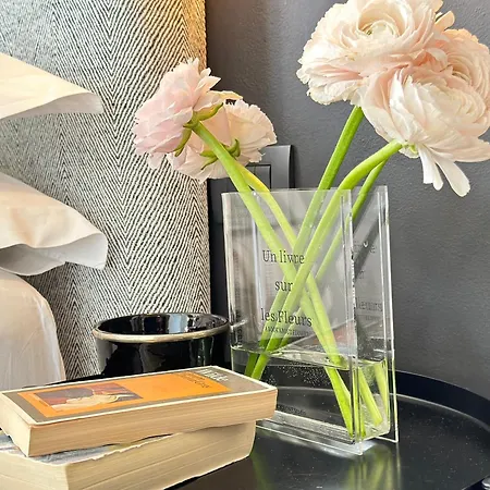 Lily Pads -elegant Apartment- In The Center Apartment Milan
