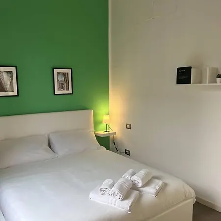 Florence Place Apartament *