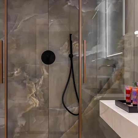 Picasso Golden House Next To Duomo アパート