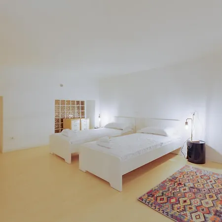Sant'agostino - Charming Retreat 210m From M2 Milan