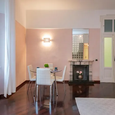 Xenia - Elegant Two-room In Porta Venezia Apartment Milan