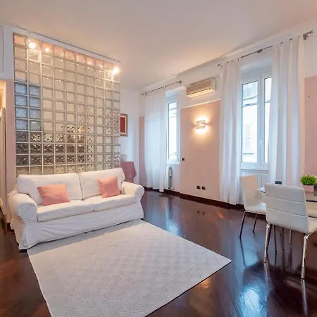Xenia - Elegant Two-room In Porta Venezia Apartment Milan