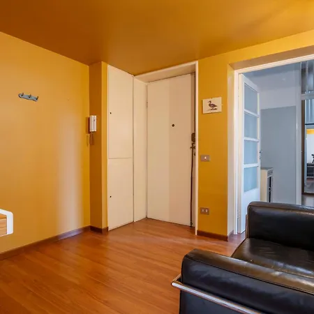 Luvi - Solari * Milan