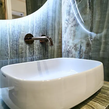 Διαμέρισμα Monet Golden House Next To Duomo *