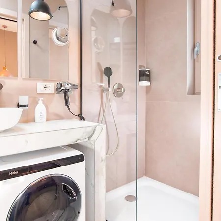 شقة Pink Flamingo Balcony By Station