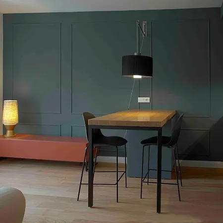 Apartman Design In The Center Of *