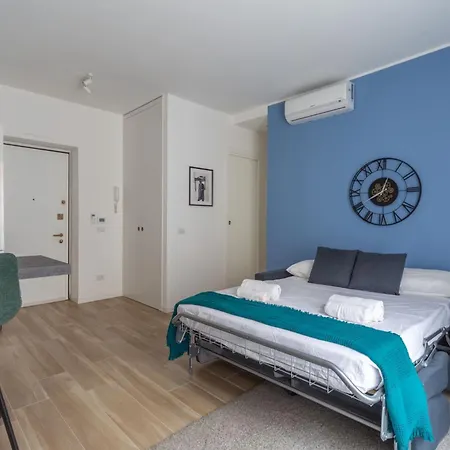 Cozy Small House Porta Venezia Apartman *