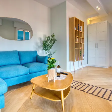 Apartment Spacious Penthouse With Panoramic Terrace - 20 Minutes From Duomo