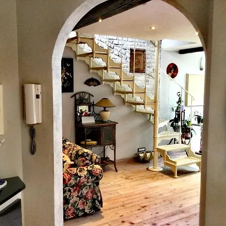 Centrale-luxury With Garden Terrace Apartment