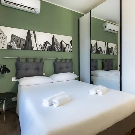 Apartment Loreto - Cozy Apartment, Metro 1 *