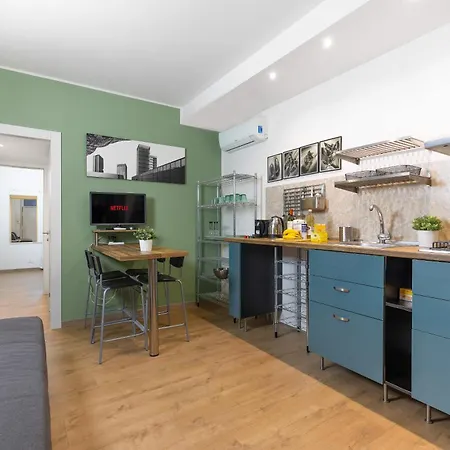 Appartamento [loreto - Central] Cozy Apartment, Metro 1 *