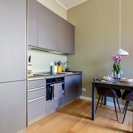 Urban Luxury - Bright And Central Apartment *