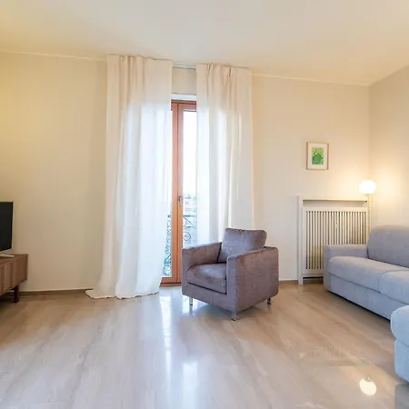Largo Quinto Alpini By Halldis Apartment Milan