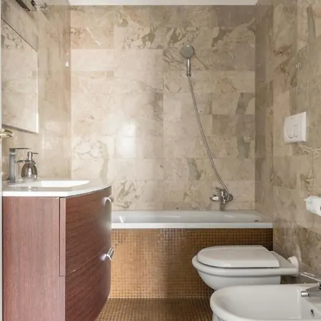 Arco Della Pace -4 Bed