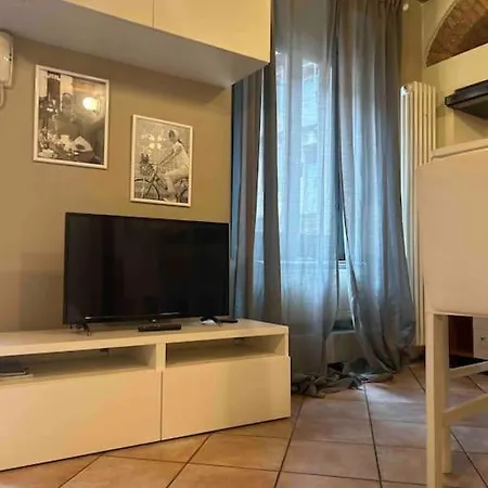 Appartamento Stazione Garibaldi Oasi In Corso *