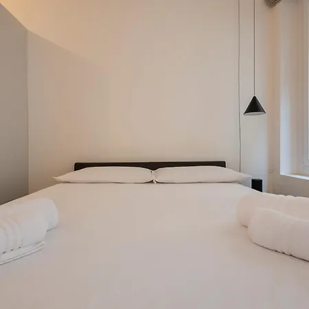 Duomo Elegant Flat Apartment