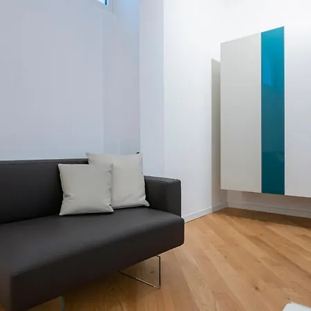 Duomo Elegant Flat *