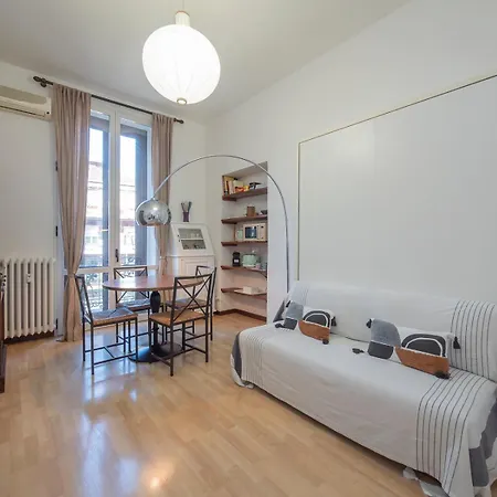 I Host Citta Studi - Ampere Apartman Milánó