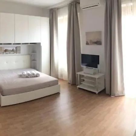 Monolocale Quartiere Nolo Mm1 Pasteur Con Posto Auto - P4 Apartman
