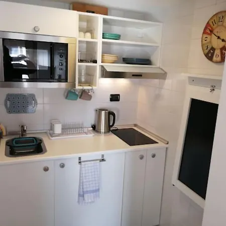 Monolocale Quartiere Nolo Mm1 Pasteur Con Posto Auto - P4