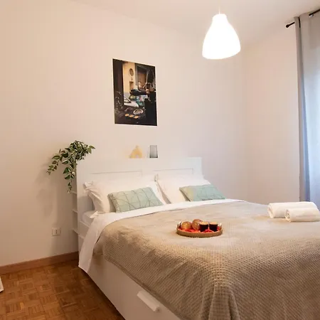 Ihost - Savona 94a * Milano