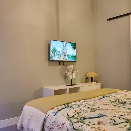 Casabonny - Un Piacevole A Milan